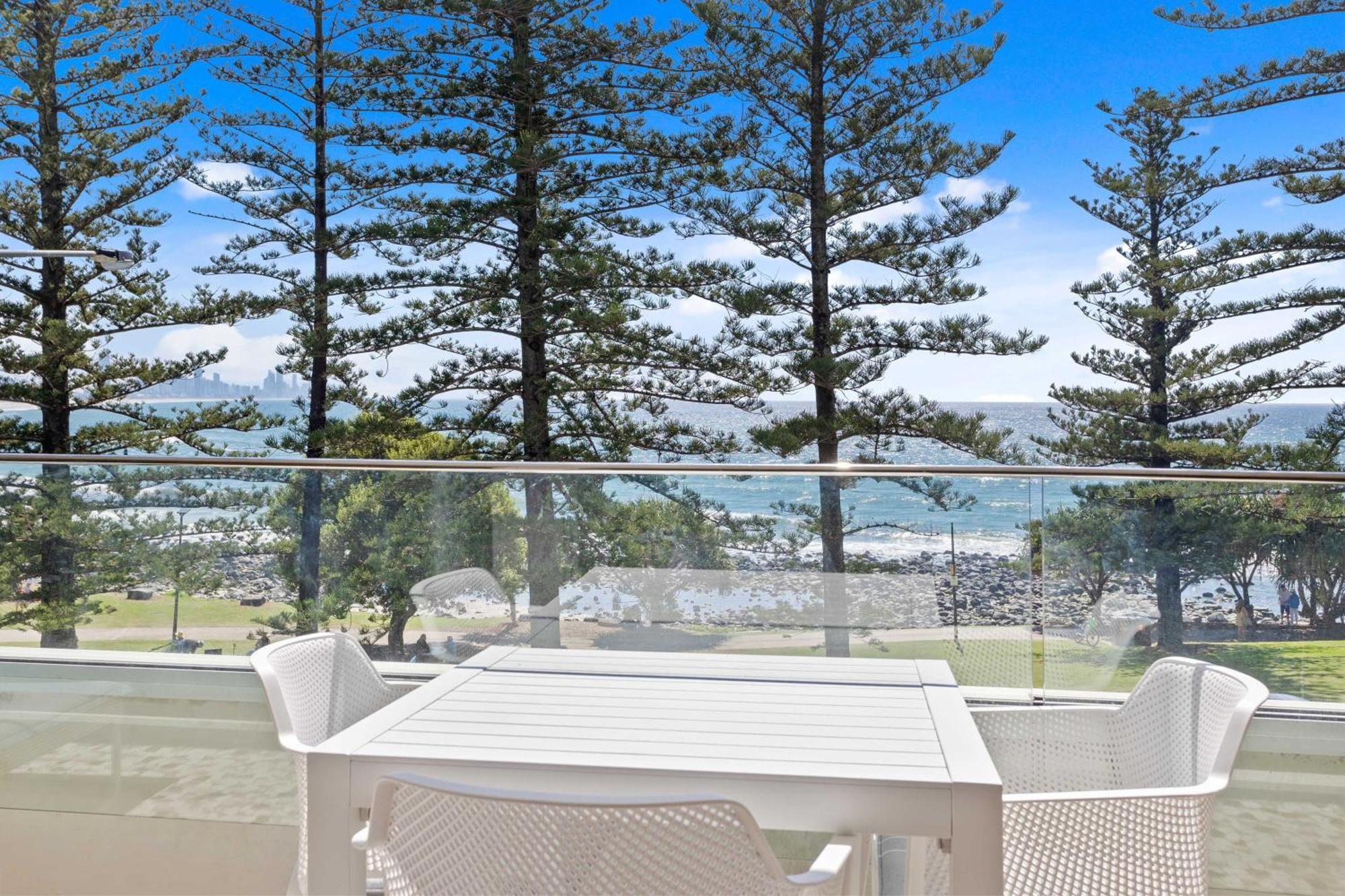 Apartament Goodwin Towers - Hosted By Burleigh Letting Gold Coast Zewnętrze zdjęcie